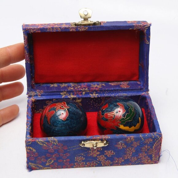 Chinese Baoding Balls Metal Meditation Health Relaxation Soothing Hand Blue Red - Picture 7 of 10